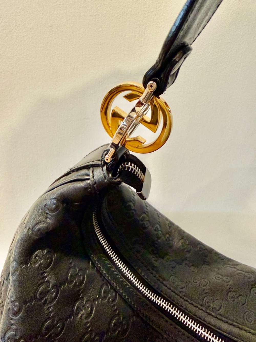 Gucci Guccissima Black Leather Hobo Bag - Authentic - Picture 4 of 10